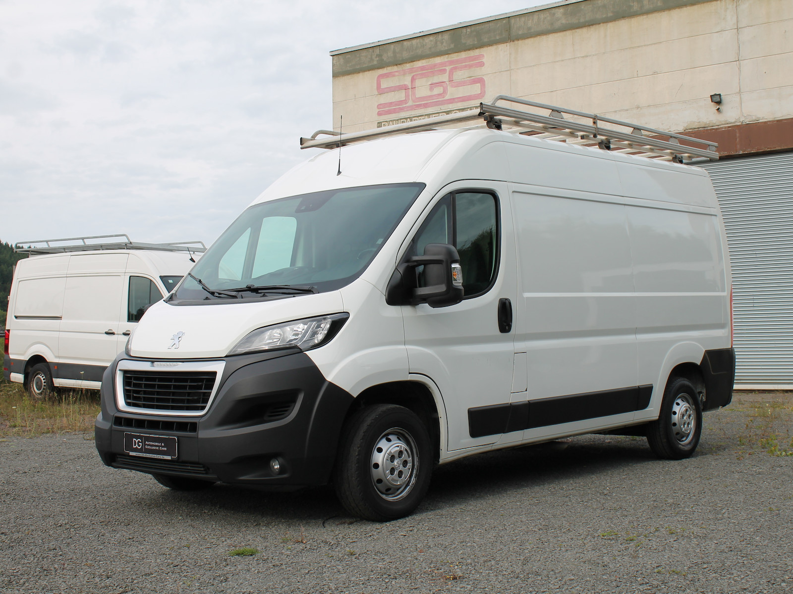 Peugeot Boxer Kasten Hochraum 335 L3H2 Premium BlueHDi