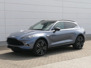 Aston Martin DBX 4.0 V8 23 Concours Blau Vollausstattung