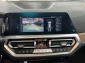 BMW 330e Touring Luxury Line AHK+HuD+Pano+Park+HaKa