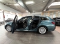 BMW 330e Touring Luxury Line AHK+HuD+Pano+Park+HaKa