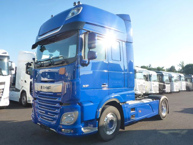 DAF XF 530 FT Schubbodenhydraulik Leder