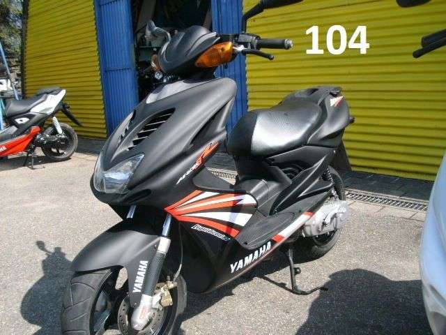 Yamaha Aerox 50 Nitro (21.Stück) *80 Gebrauchte Roller*