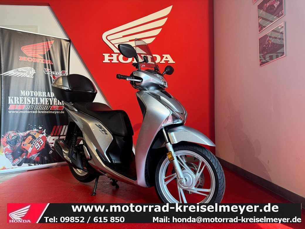 Honda SH150i, gepflegter Zustand mit Zubehör!