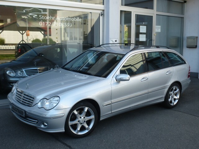 Mercedes-Benz C 230