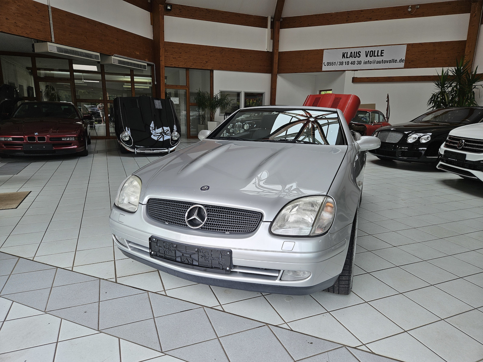 Mercedes-Benz SLK 230