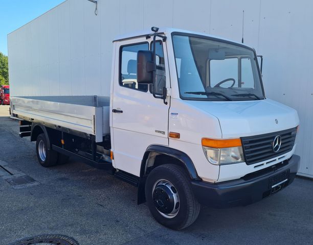 Mercedes-Benz 613 D Vario 3-Sitzer 4,06 m Pritsche