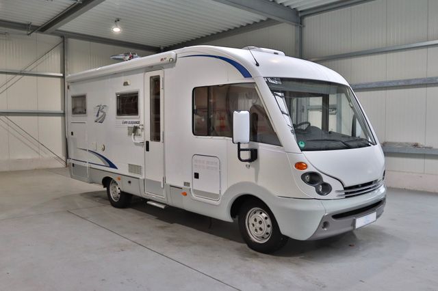 Bürstner I 690 Elegance/1.Hand/Festbett+Hubbett/Solar/DPF