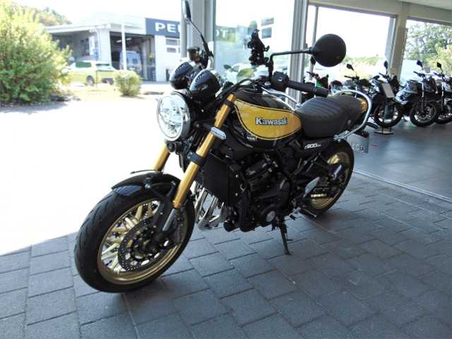 Kawasaki Z 900 RS SE