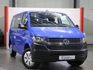 VW T6.1 Transporter KOMBI 2.0 TDI 8-SITZER / NAVI++