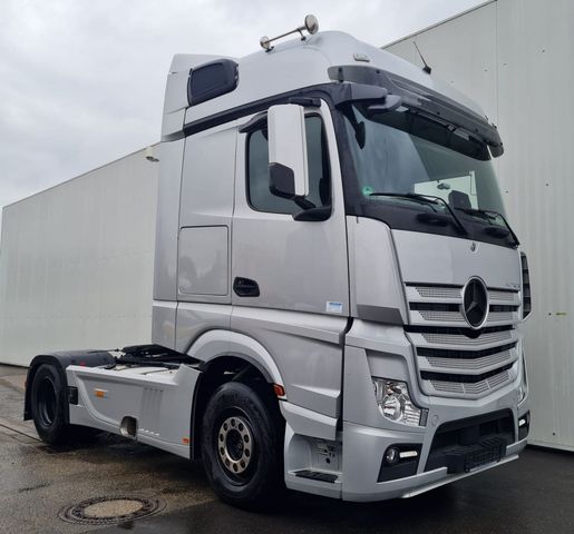 Mercedes-Benz 1851 LS Actros BigSpace ACC 2x Tank Retarder