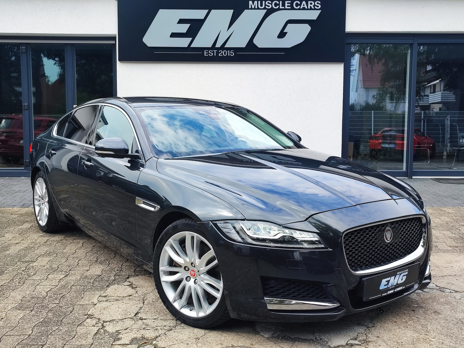 Jaguar XF