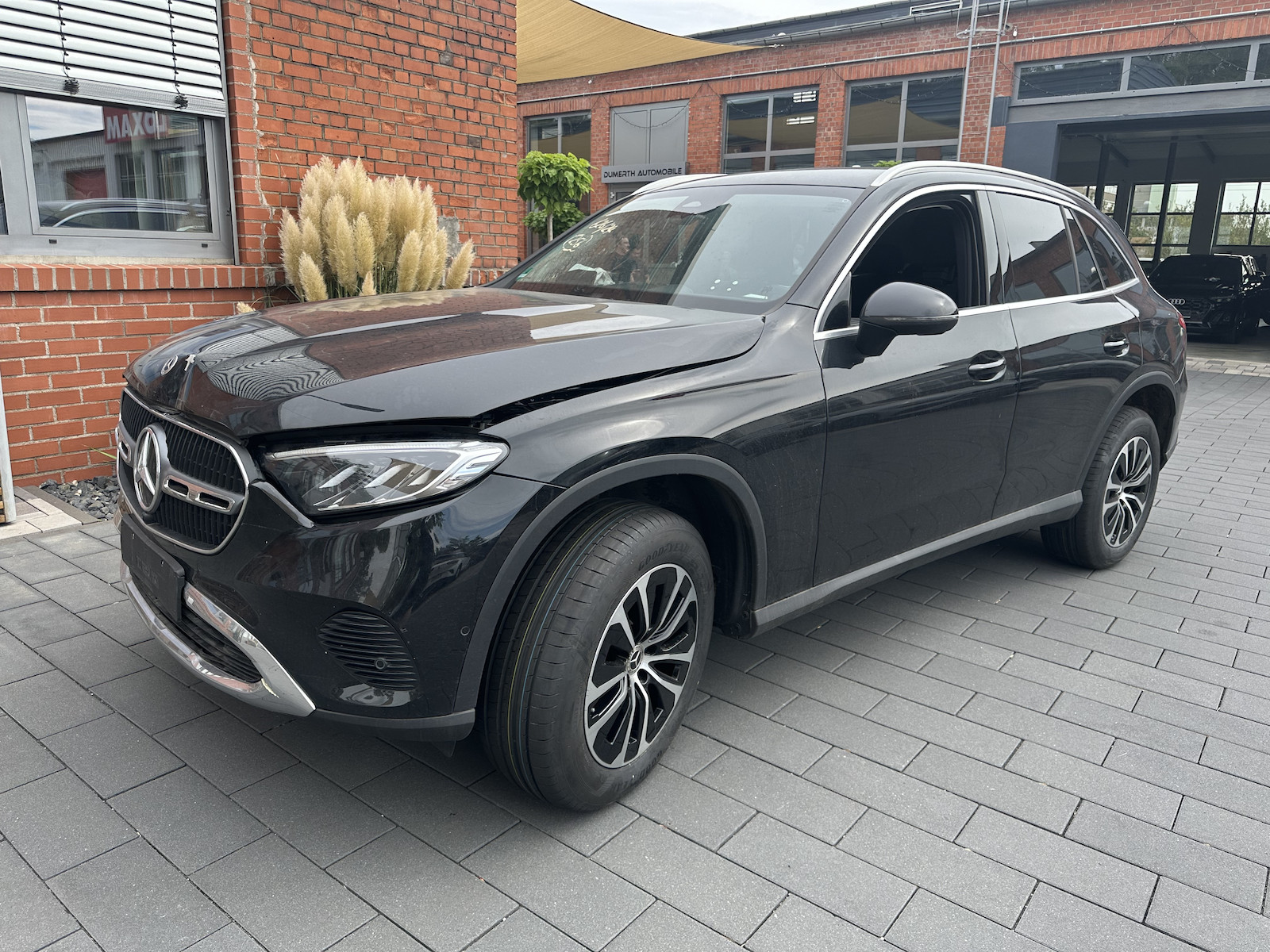 Mercedes-Benz GLC 220