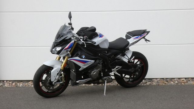 BMW S 1000 R sehr gepflegt