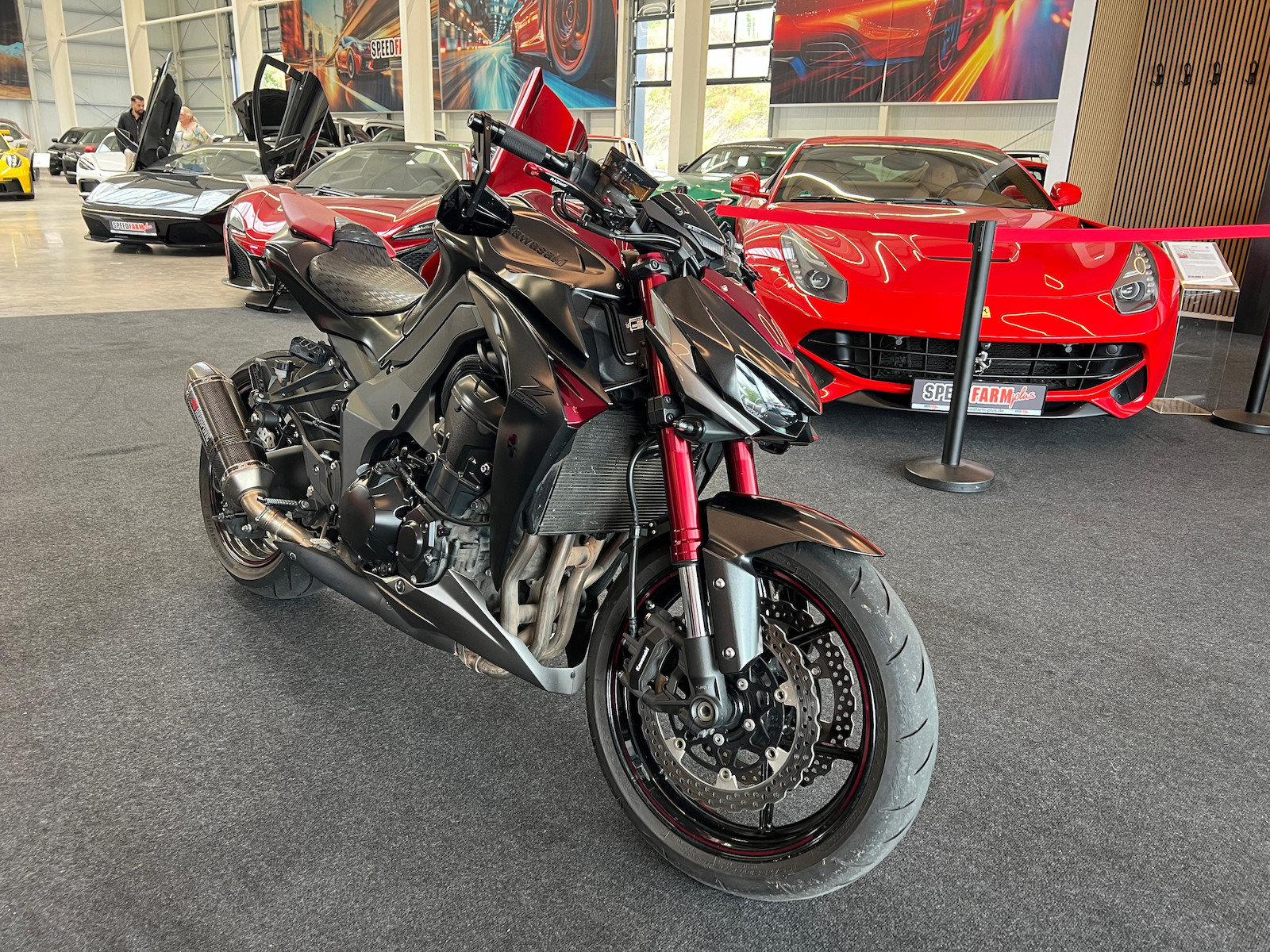 Kawasaki Z1000 ABS *Akrapovic*