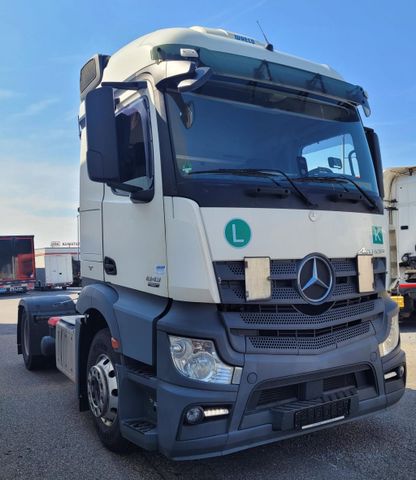 Mercedes-Benz 1843 Actros Retarder ACC Standklima