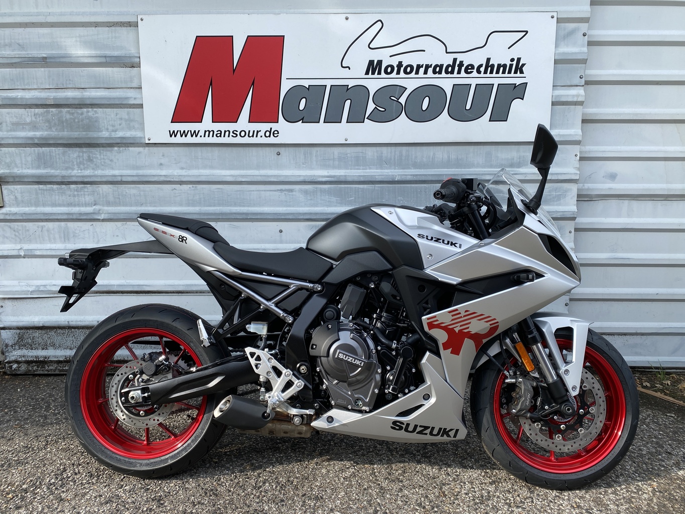 Suzuki GSX-8R FRQM4 | NEUMASCHINE | MODELL 2024 |