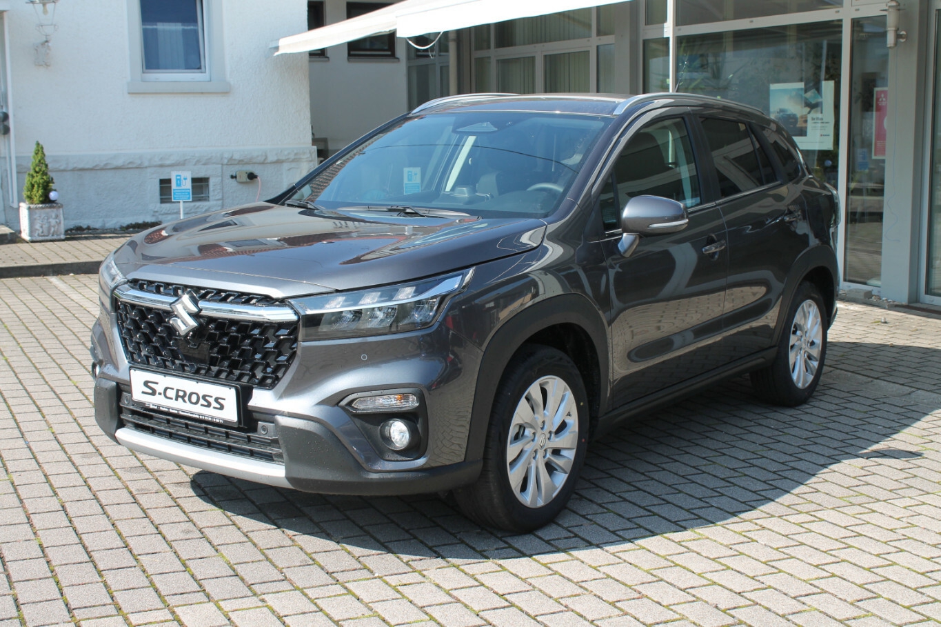 Suzuki S-Cross
