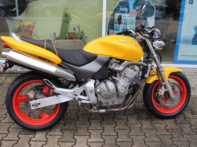 Honda CB 600 F Hornet nur 12372 Kilometer + Reifen Neu