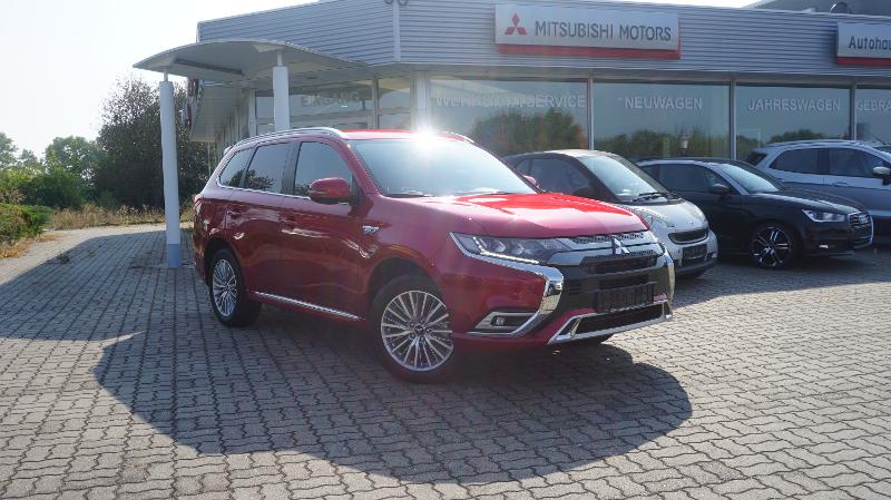 Mitsubishi Plug-in Hybrid Outlander