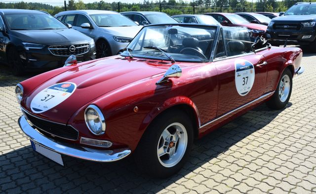 Fiat 124 Spider