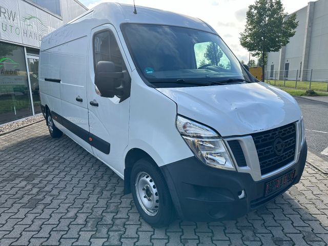 Nissan NV400