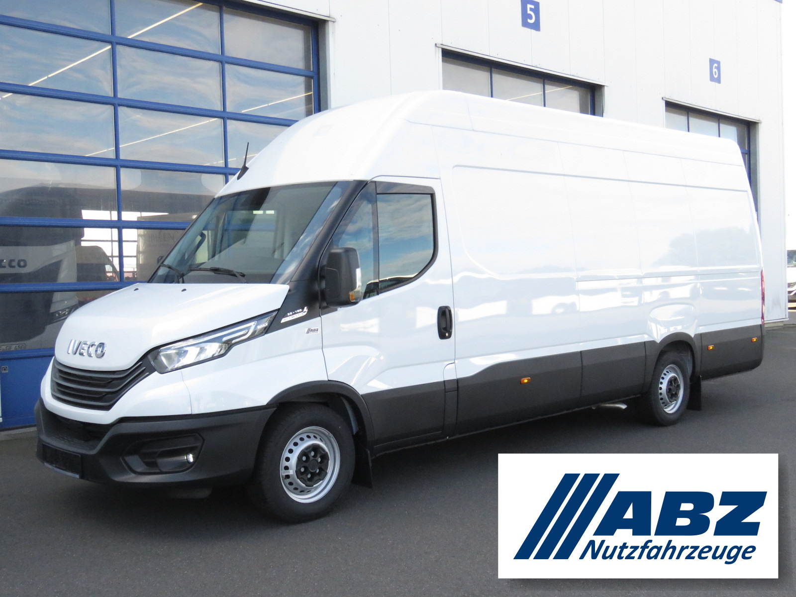 Iveco Daily 35S18HA8V/P/ Hochdach 2,10m