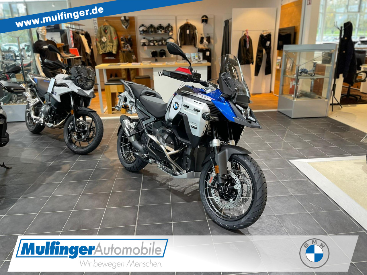 BMW R 1300 GS Adventure Trophy mit Automatikgetriebe