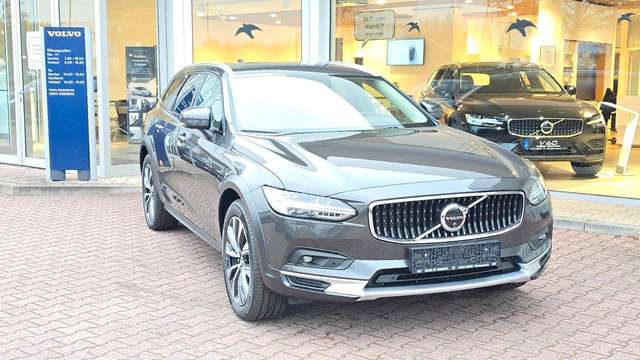 Volvo V90 Cross Country