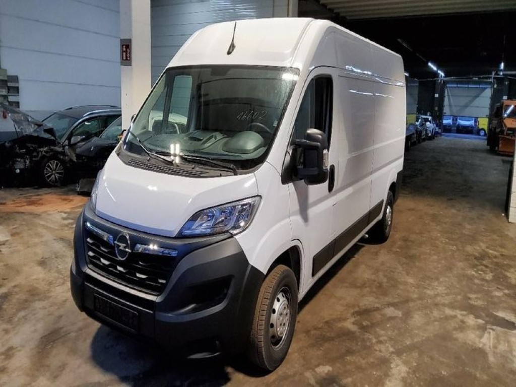 Opel Movano