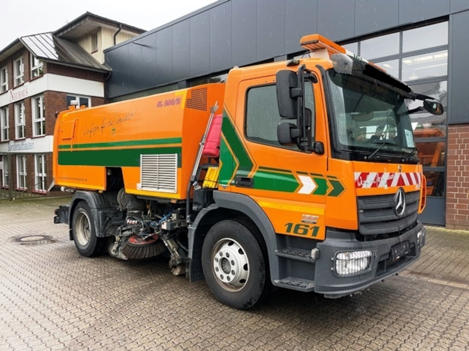 Mercedes-Benz 1321 Atego Brock SL 200/2 R/L