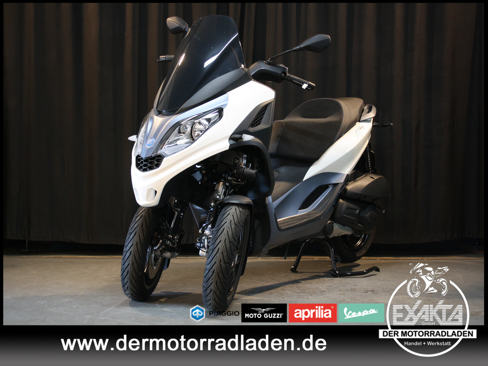 Piaggio MP3 300 BIANCO LUCIDO // VORFÜHRER