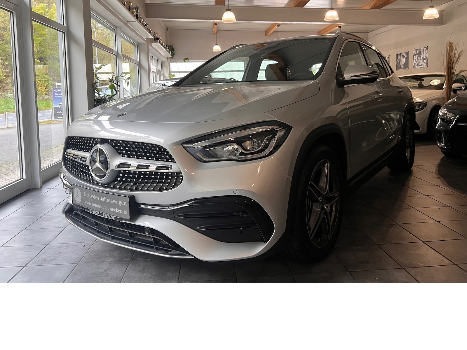 Mercedes-Benz GLA 200