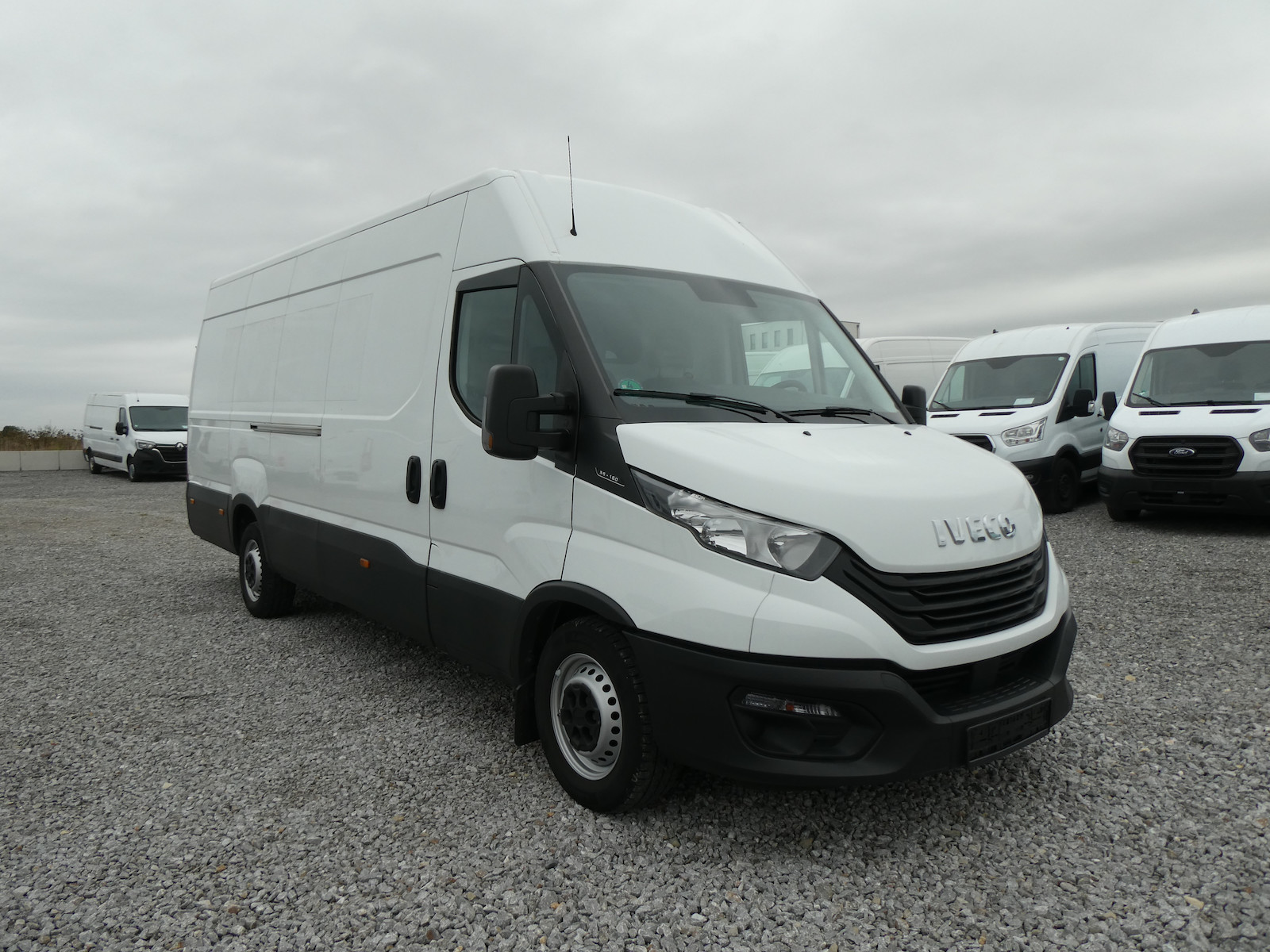 Iveco Daily Kasten HKa 35 S 16V 4100