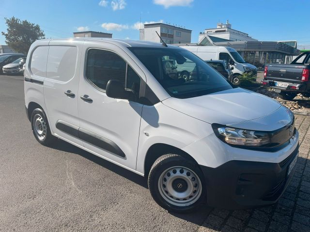 Opel Combo E Cargo 1.5 (102PS) PDC