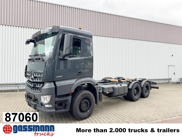 Mercedes-Benz Arocs 2651 LK 6x4, Nebenantrieb