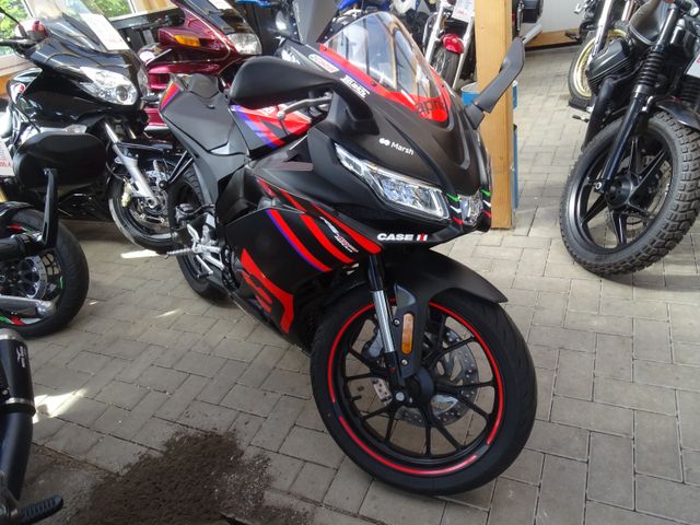 Aprilia RS 125 Replica