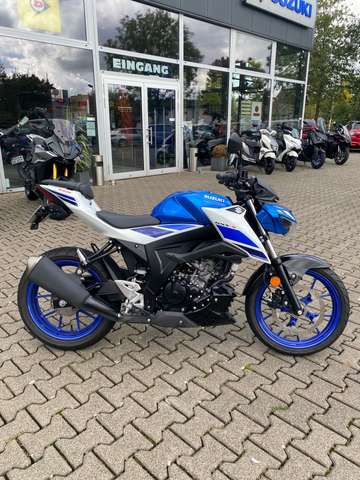 Suzuki GSX-S 125 Mit LED Blinker und Kennzeichenträger Umbau