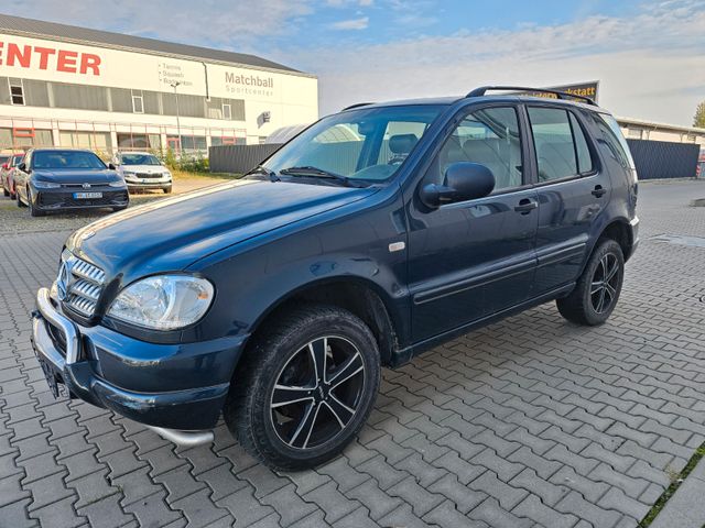 Mercedes-Benz ML 320