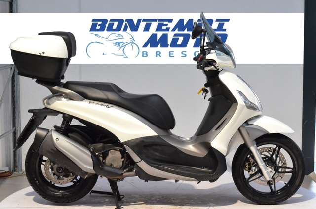 Piaggio Sonstige Beverly 350 SportTouring ABS 2015 - PARABREZZA + B