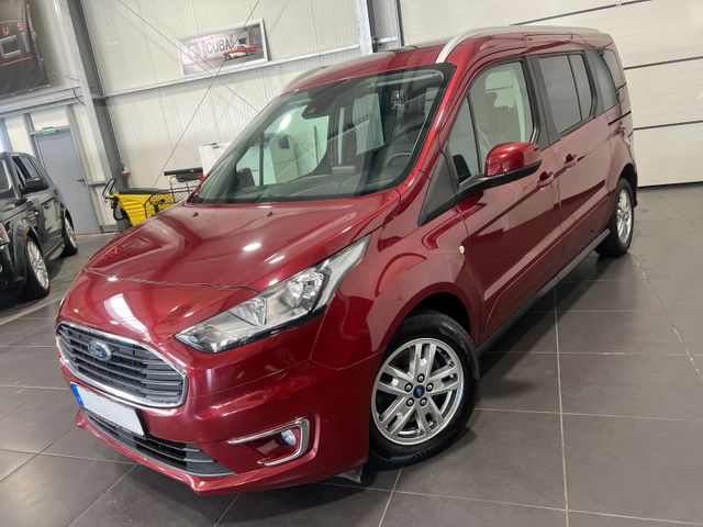 Ford Grand Tourneo