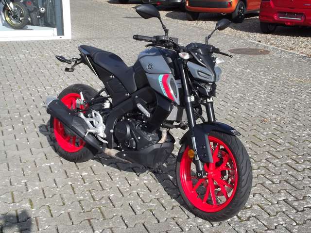 Yamaha MT-125 ABS, NT Umbau, nur 6500KM