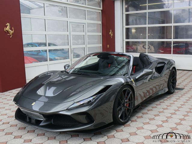 Ferrari F8 Spider