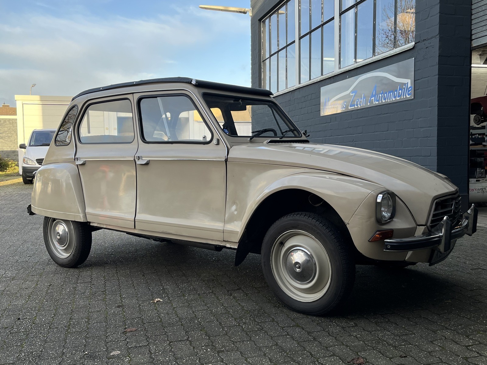 Citroen Dyane