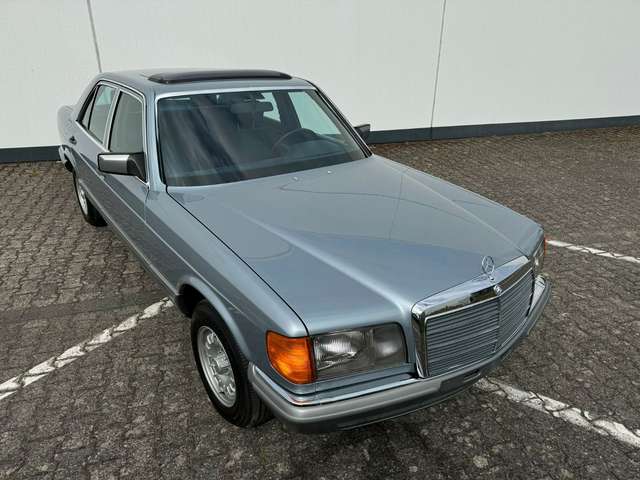 Mercedes-Benz 280