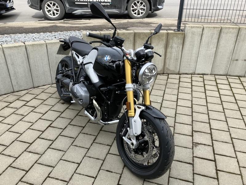 BMW R nineT