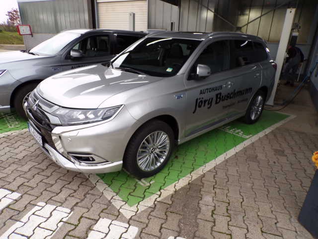 Mitsubishi Plug-in Hybrid Outlander