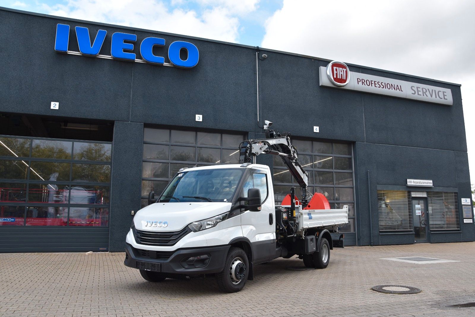 Iveco Daily 70C18H MEILLER Kipper/HIAB Kran/KINSHOFER