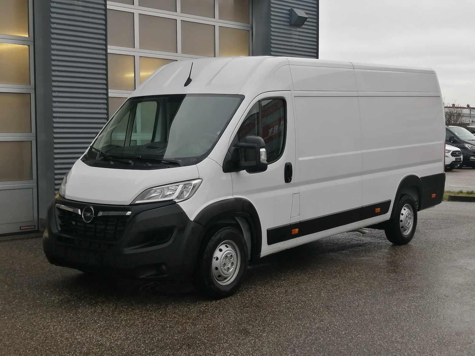 Opel Movano