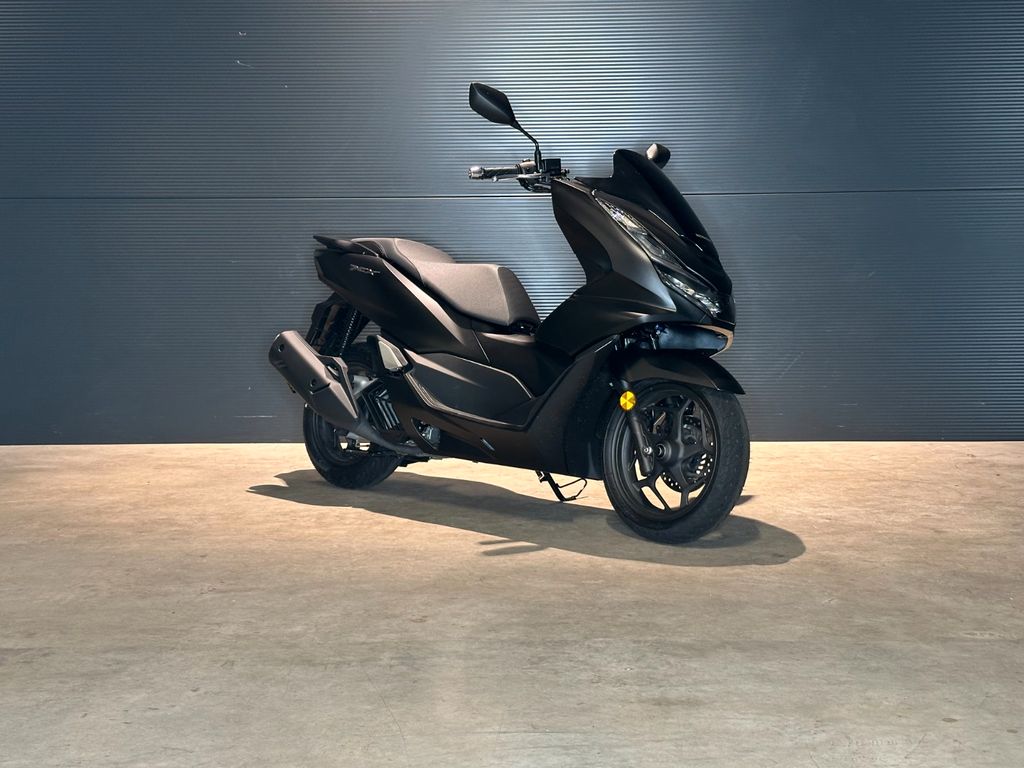 Honda PCX125 | 1. Hand | Neuwertig | Modell 2024