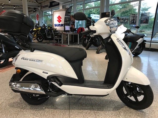 Suzuki UZ125 Address125 Urban Edition *1.Hand/Koffer